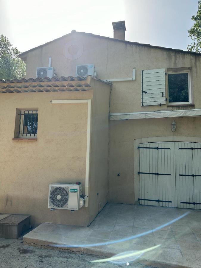 Villa Au Pied De La Sainte Victoire Puyloubier Экстерьер фото